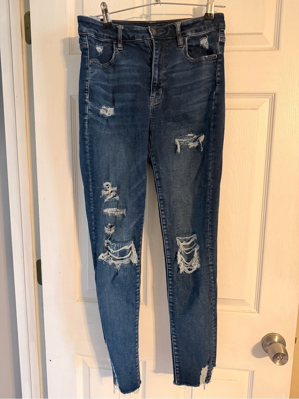 American Eagle Outfitters Dark Blue Distressed Skinny Jeans